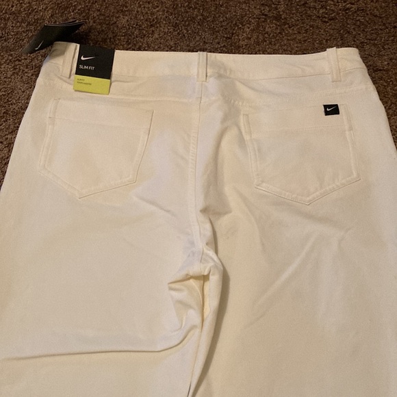 NIKE WOMEN’S GOLF PANTS. WHITE. NWT. HAS STRETCH. 5 POCKETS. SIZE 10. CLASSY! - Picture 7 of 10